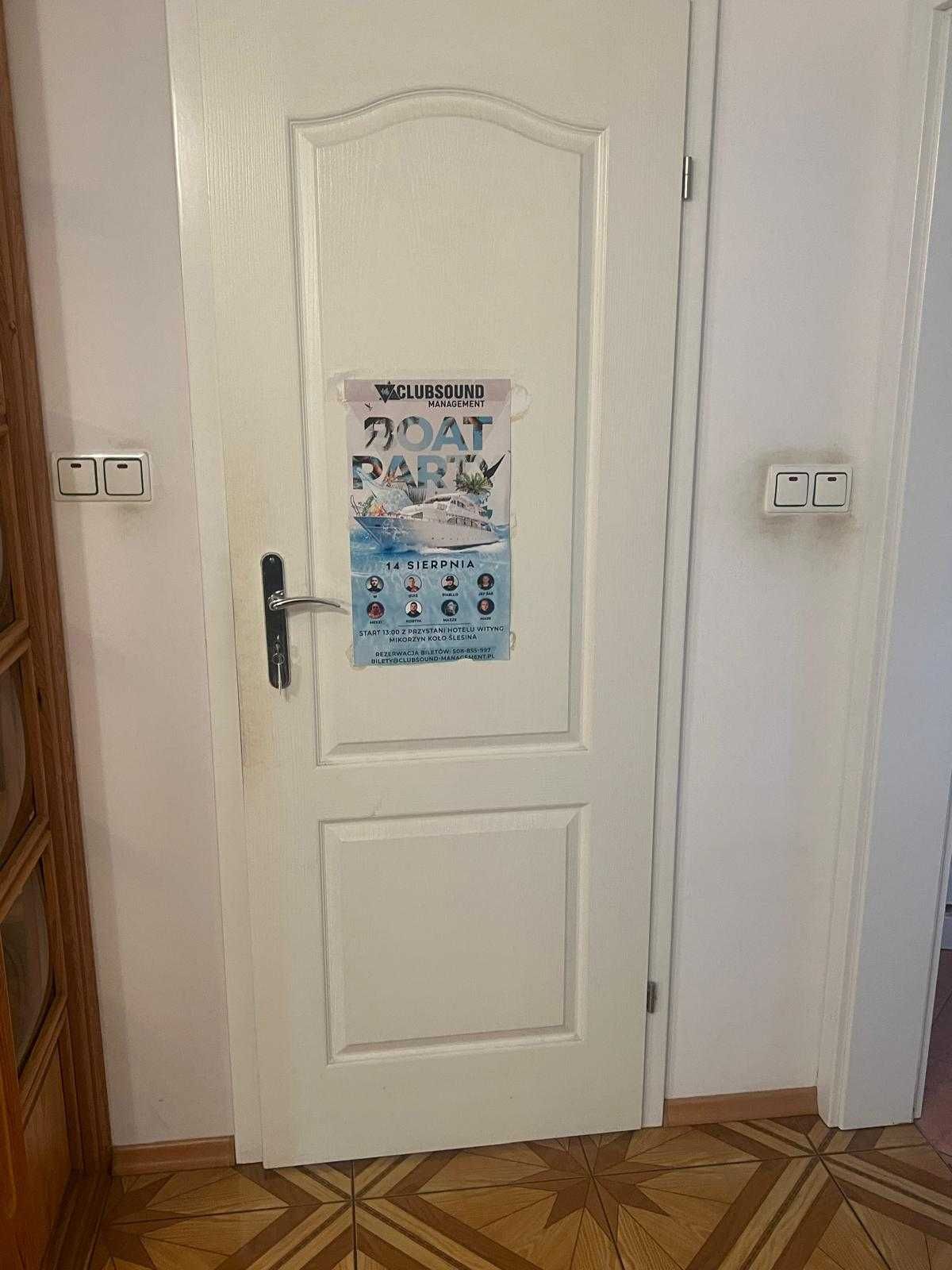 Drzwi wewnętrzne białe