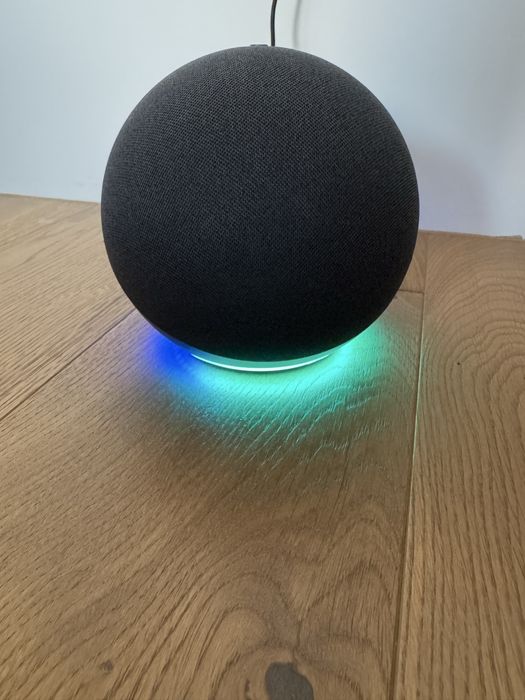 Розумна колонка Amazon Echo 4 Black Чорна