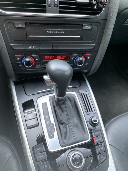 Продаю Audi a4 b8 рідний пробіг!