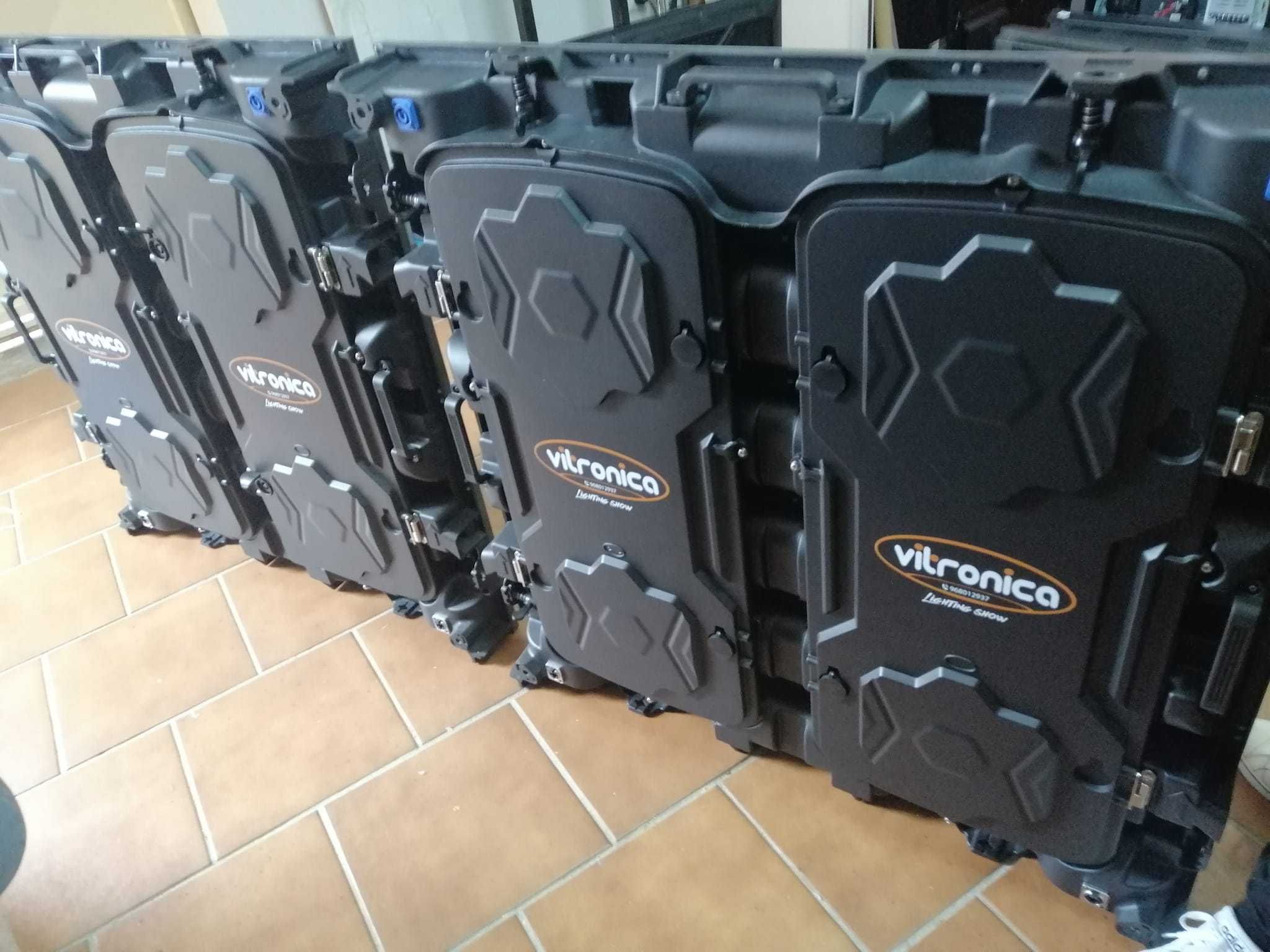 painel video led ph5 indoor 3x2m com cases