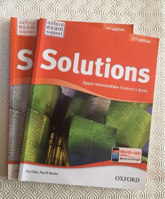 Solutions Upper-Intermediate Student’s Book + Workbook