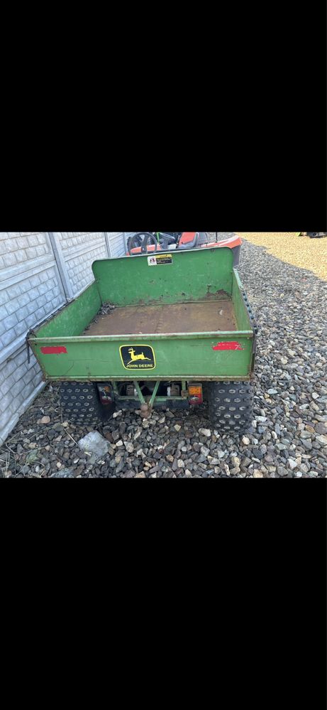 John Deere Gator AMT 622 pojazd użytkowy UTV