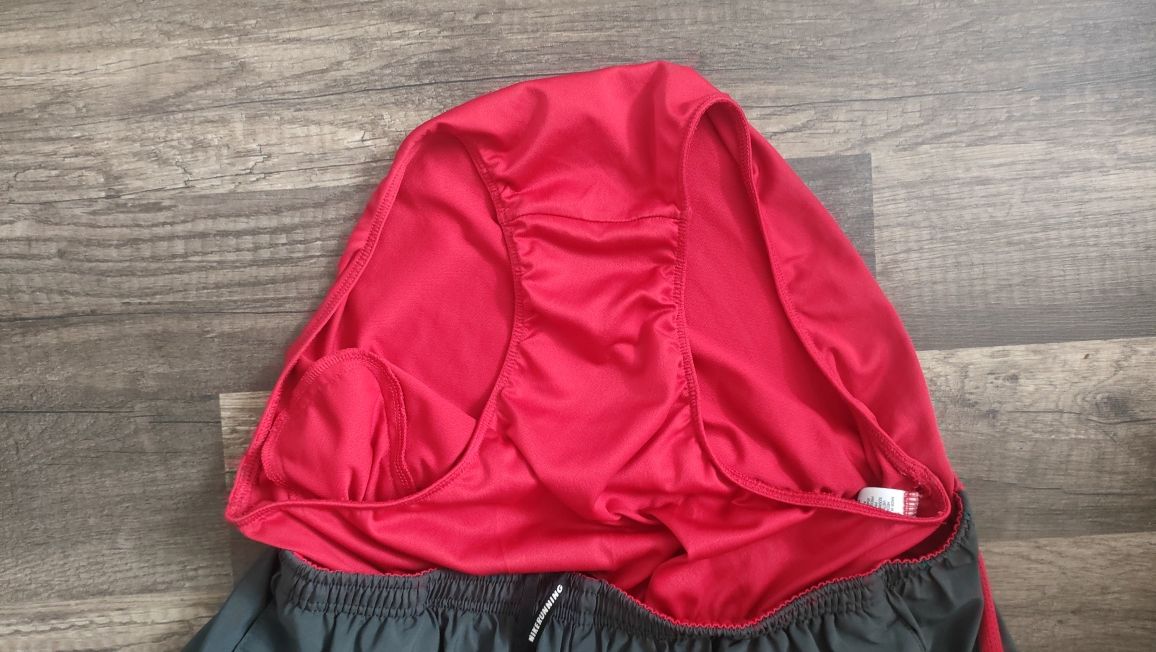 świeyne spodenki do biegania Nike running dri-fit jak nowe