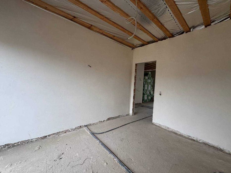 Продаж котеджу в районі Райського саду