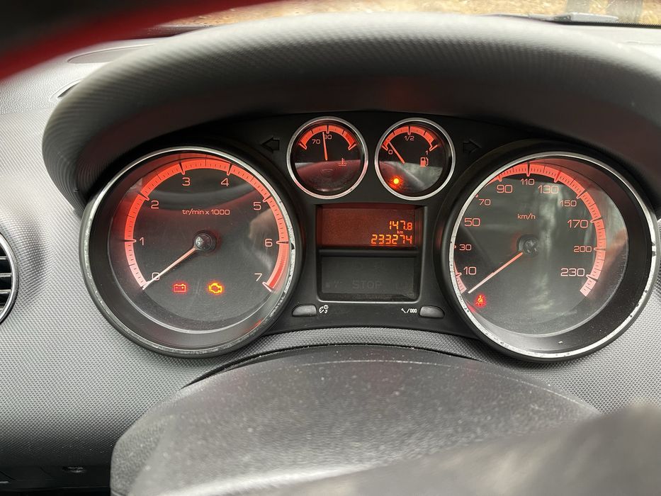 PEUGEOT 308SW  с панорамной крышей 4700$ торг