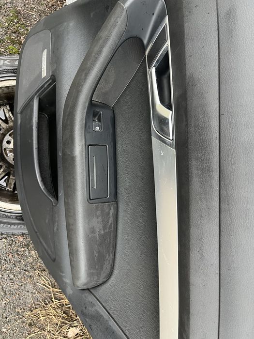 Двері Audi a6c6 універсал