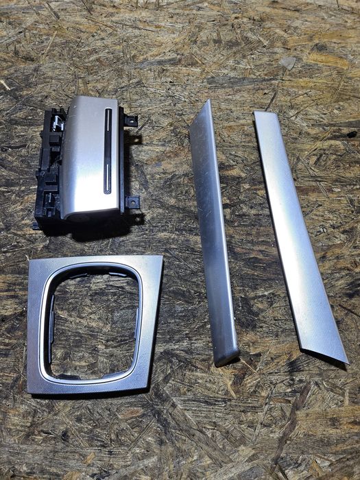 Dekory listwy ozdobne Audi a3 8p popielniczka listwa drzwi