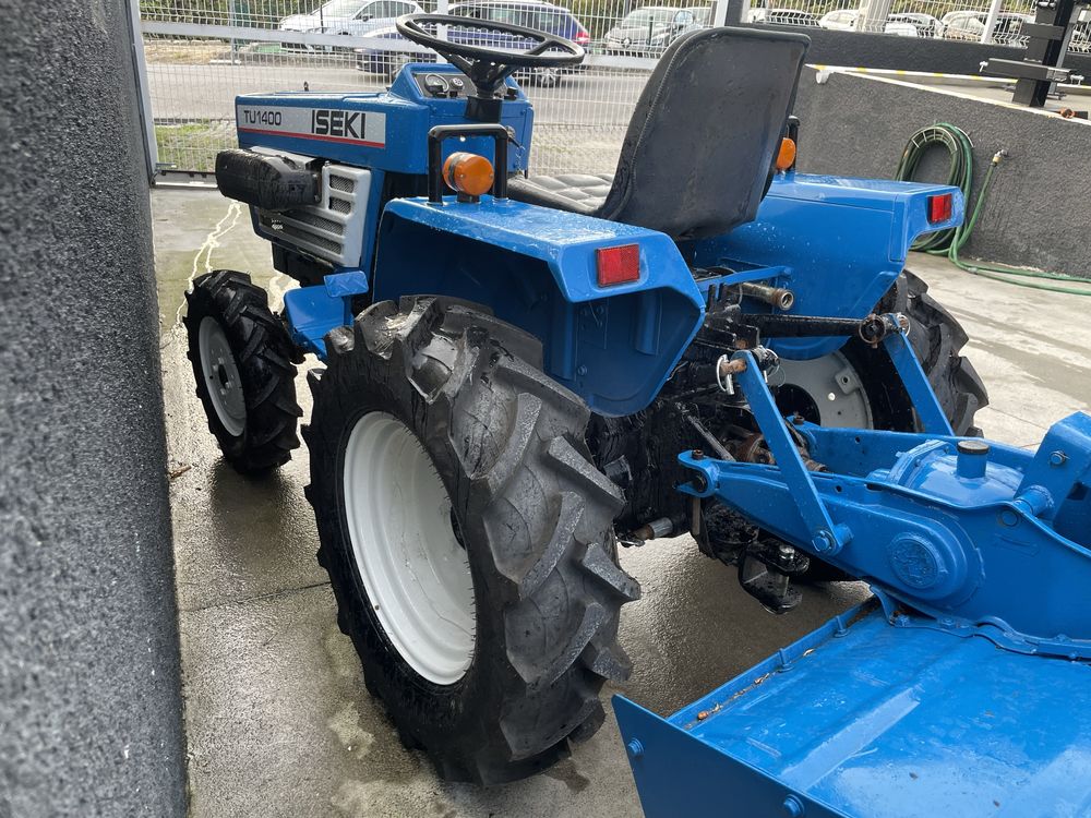 Trator ISEKI TU 1400 com tração