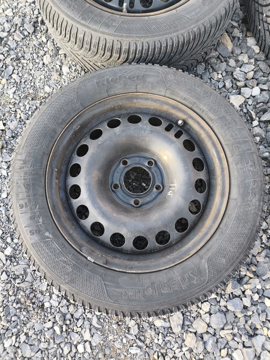 Komplet kół zimowych Opel Astra 5x115