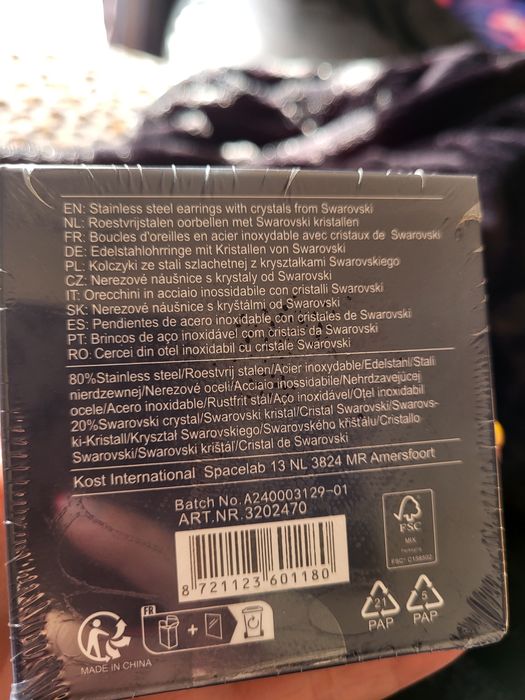 Brincos em aço inoxidável com cristais Swarovski banhados a ouro 18k n