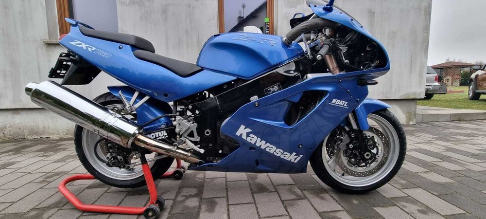 Kawasaki ZXR 750 zamiana