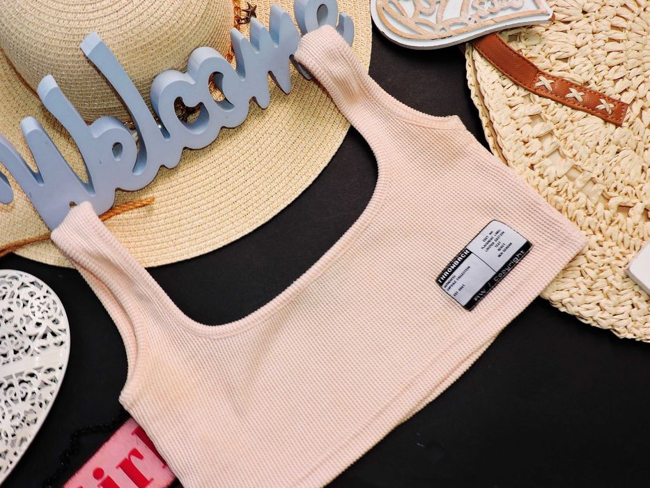 Public desire Crop top beż naszywka XS