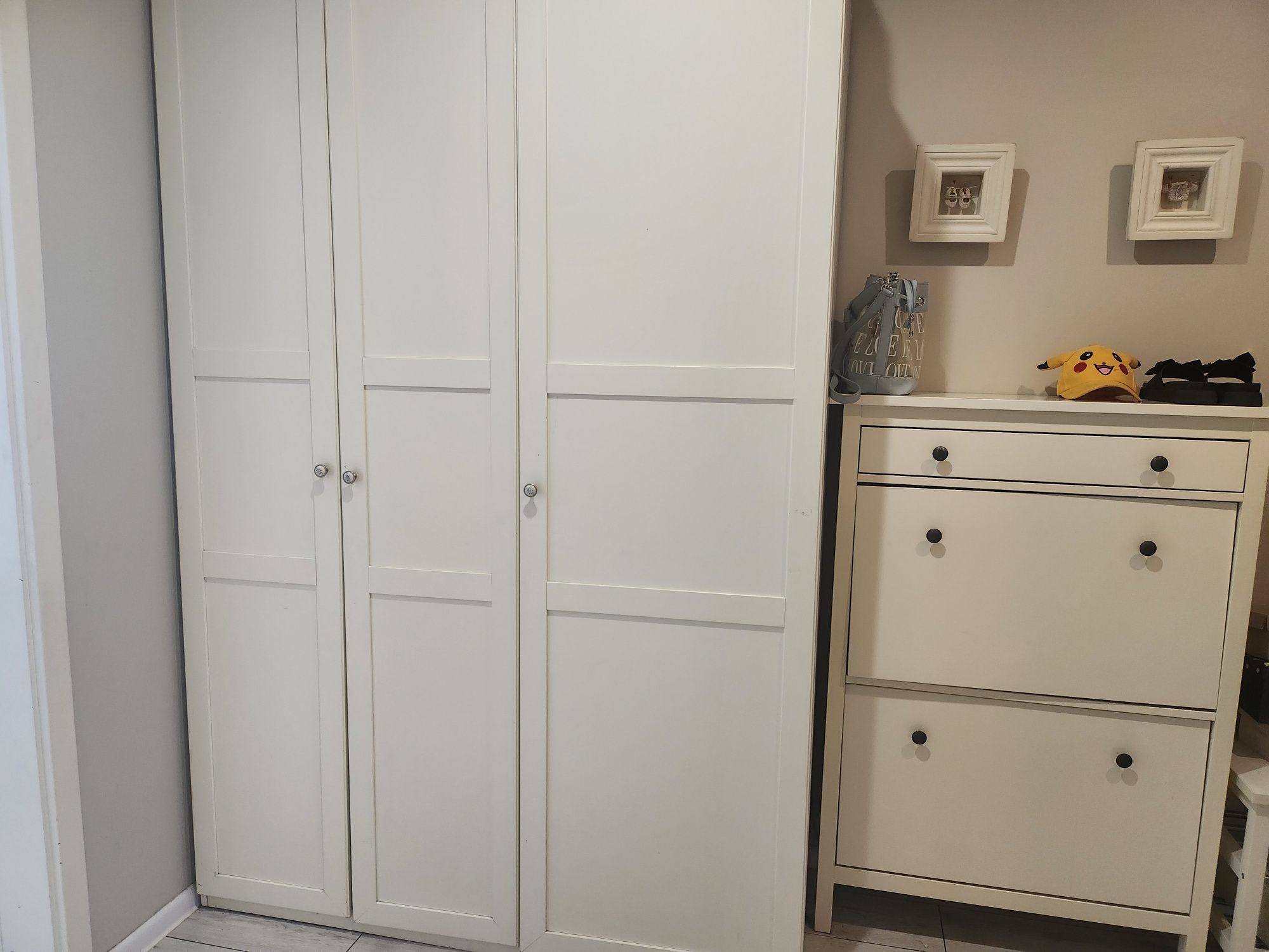 Zestaw mebli Ikea na przedpokój