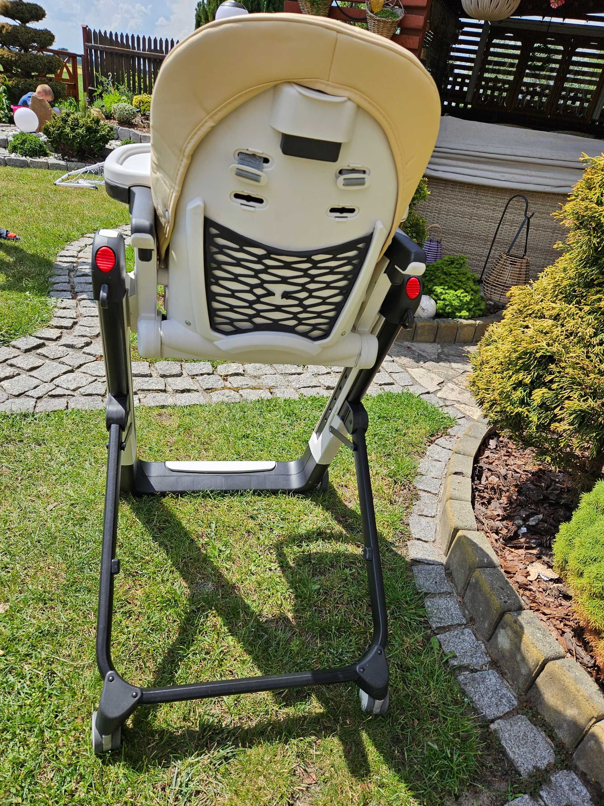 Sprzedam krzesełko do karmienia Peg Perego Siesta z funkcją leżaczka.