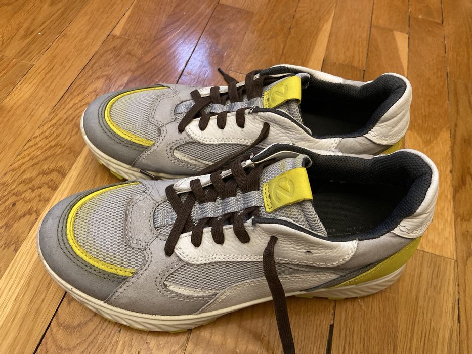 Buty Ecco Exostrike oryginalne 39 skóra idealne dziecięce