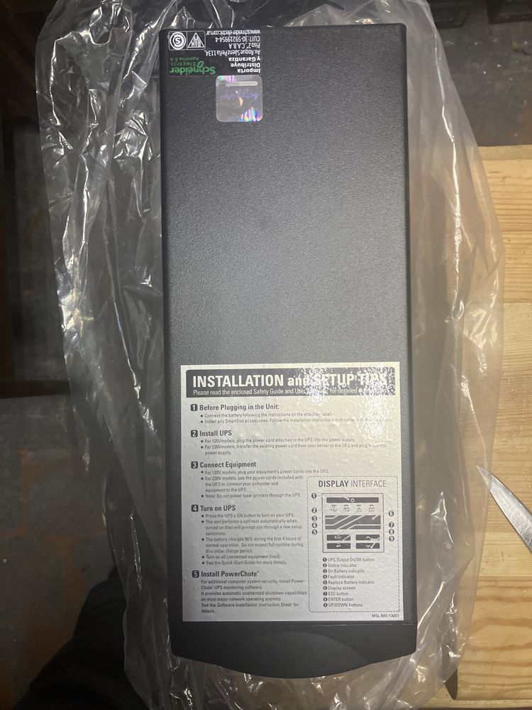 Smart UPS SMT 750i