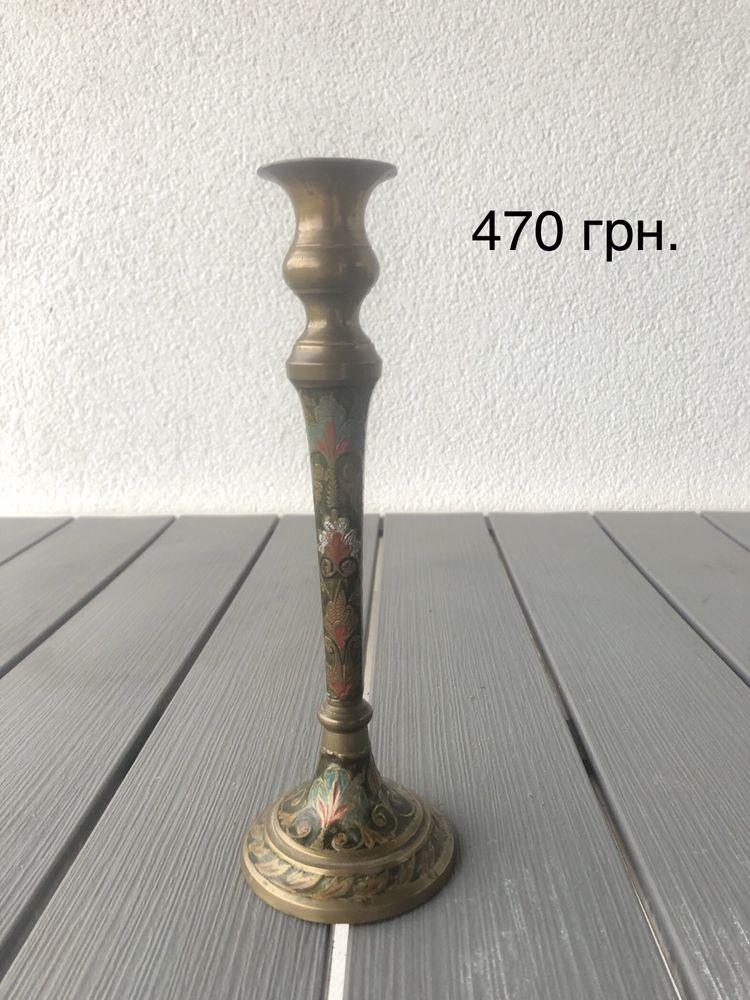 Підсвічники різні