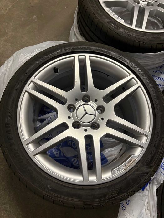 Felgi + Opony Mercedes C-Klasa AMG 17" 8