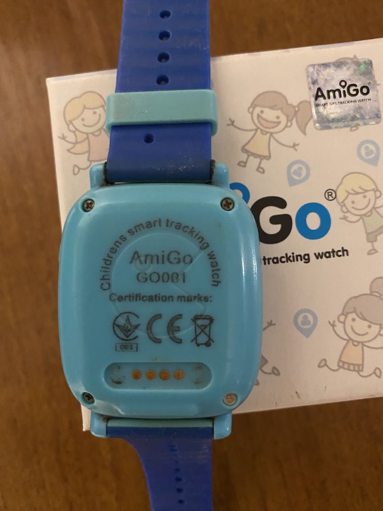 Детские смарт часы AmiGo GO001