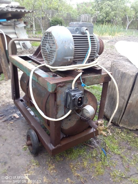 Ресивер для компресора з мотором