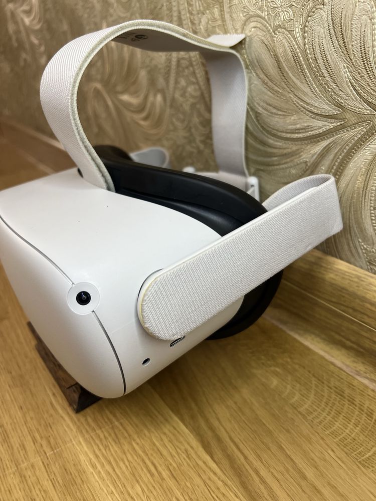 Окуляри віртуальної реальності Meta (Oculus) Quest 2 128GB