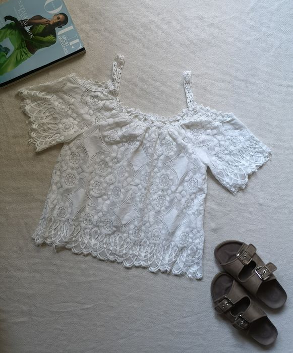Bluzka koronkowa Krótki rękaw Hiszpanka Luźna Odkryte ramiona Boho