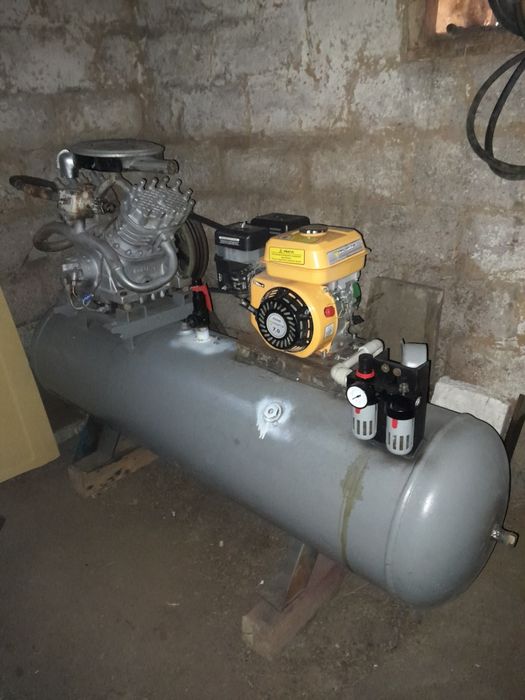 Копресор ФУ12 ресівер 400л