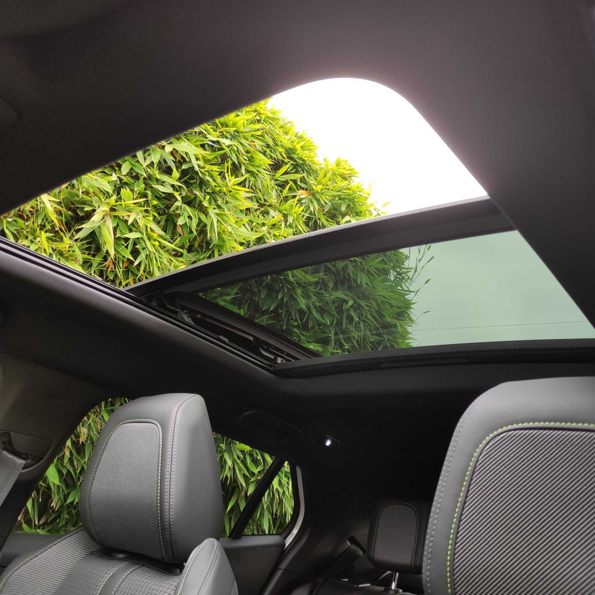 Peugeot 2008 1.2 130cv