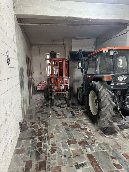 вилочний погрузчик КоматсуFD15