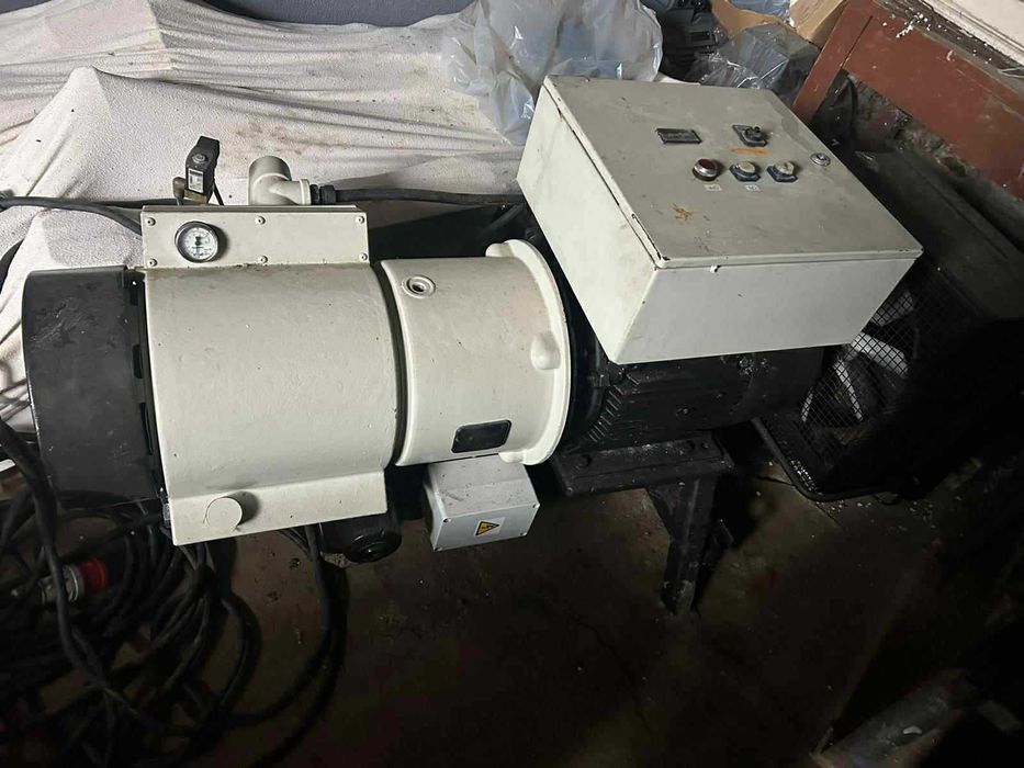 Kompresor sprężarka łopatkowa hydrovane 68, 715