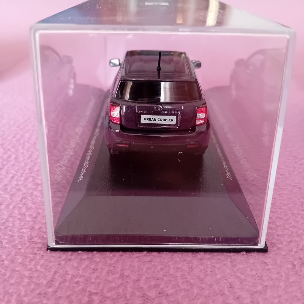 Miniatura Toyota urban Cruiser