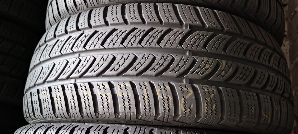 225/55 R17C 109/107T Continental Vanco Winter 2 Зимові шини б/у