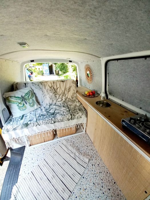 Wynajem kampera campervana, WC, prysznic zewnętrzny