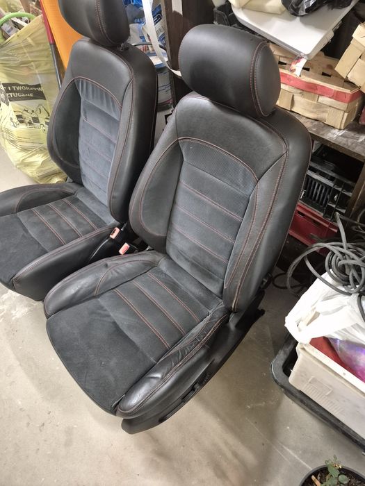 Fotele kanapa boczki skóra alcantara czerwona nic  mondeo mk4 tits