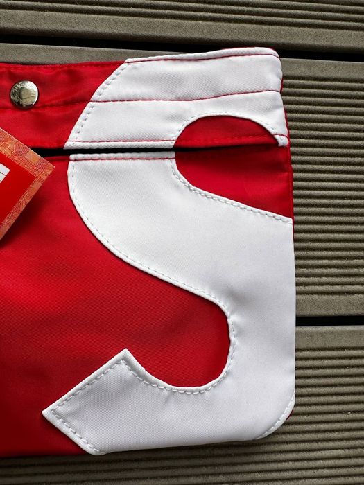 Мессенджер Supreme x The North Face