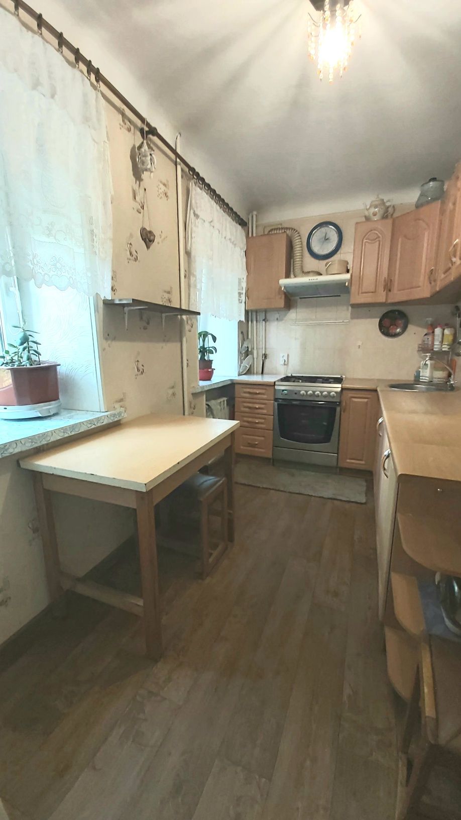 Продам 3 комнатную улучшенной планировки в кирпичном доме, 3 этаж!