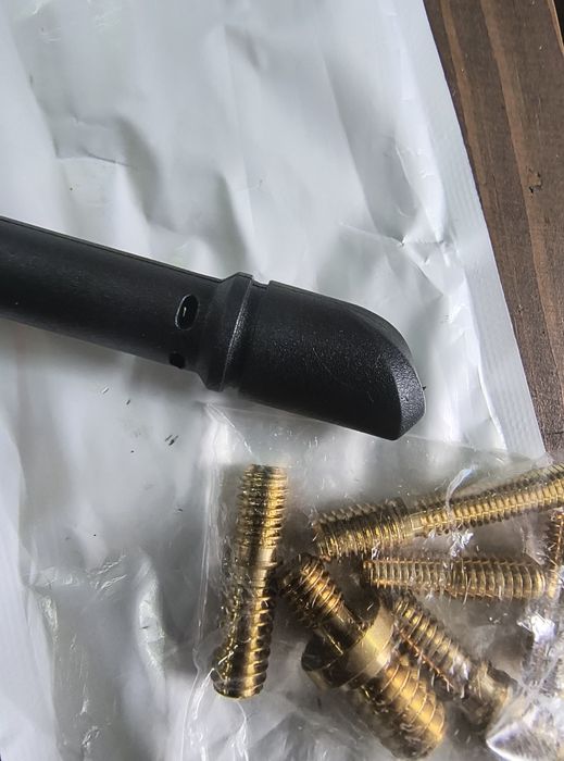 Антена автомобільна 20см