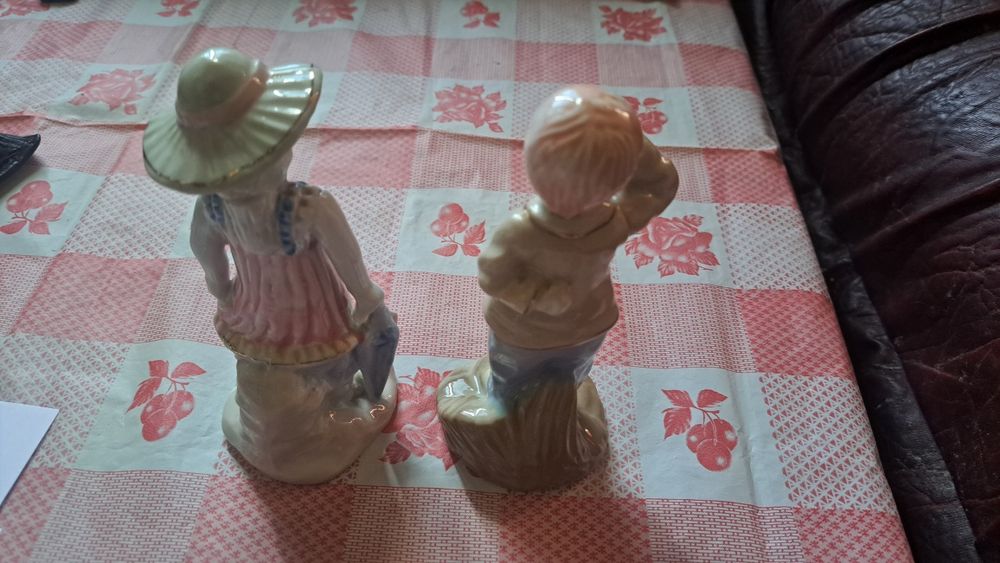 Sprzedam figurki z  porcelany