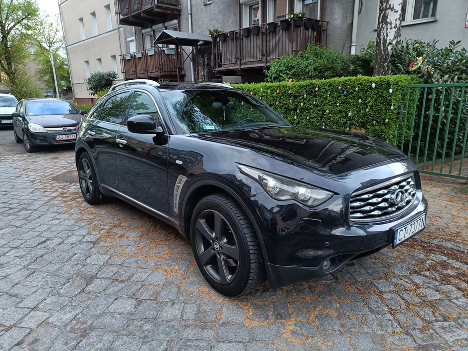 Infiniti FX Szybka sprzedaż - Bezwypadkowy Infiniti FX37S - prywatnie