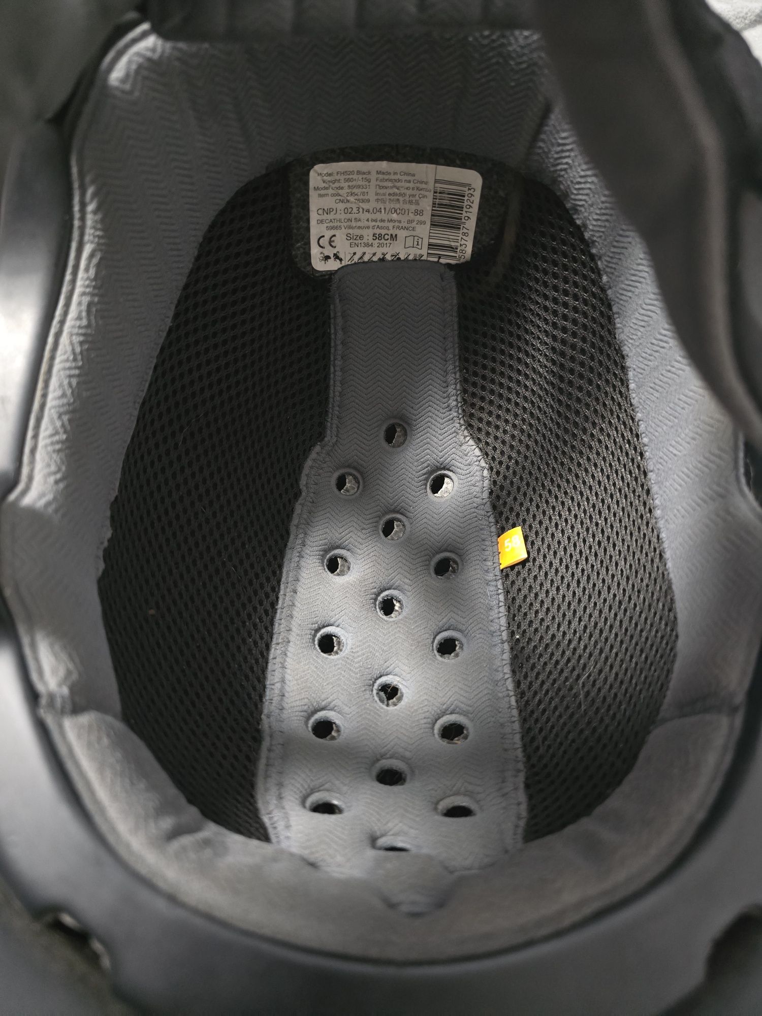 Kask jeździecki uniwersalny
