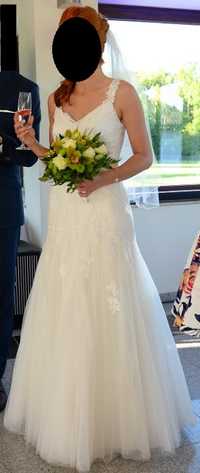 Suknia ślubna, rozm. 38, model - Oncala Pronovias