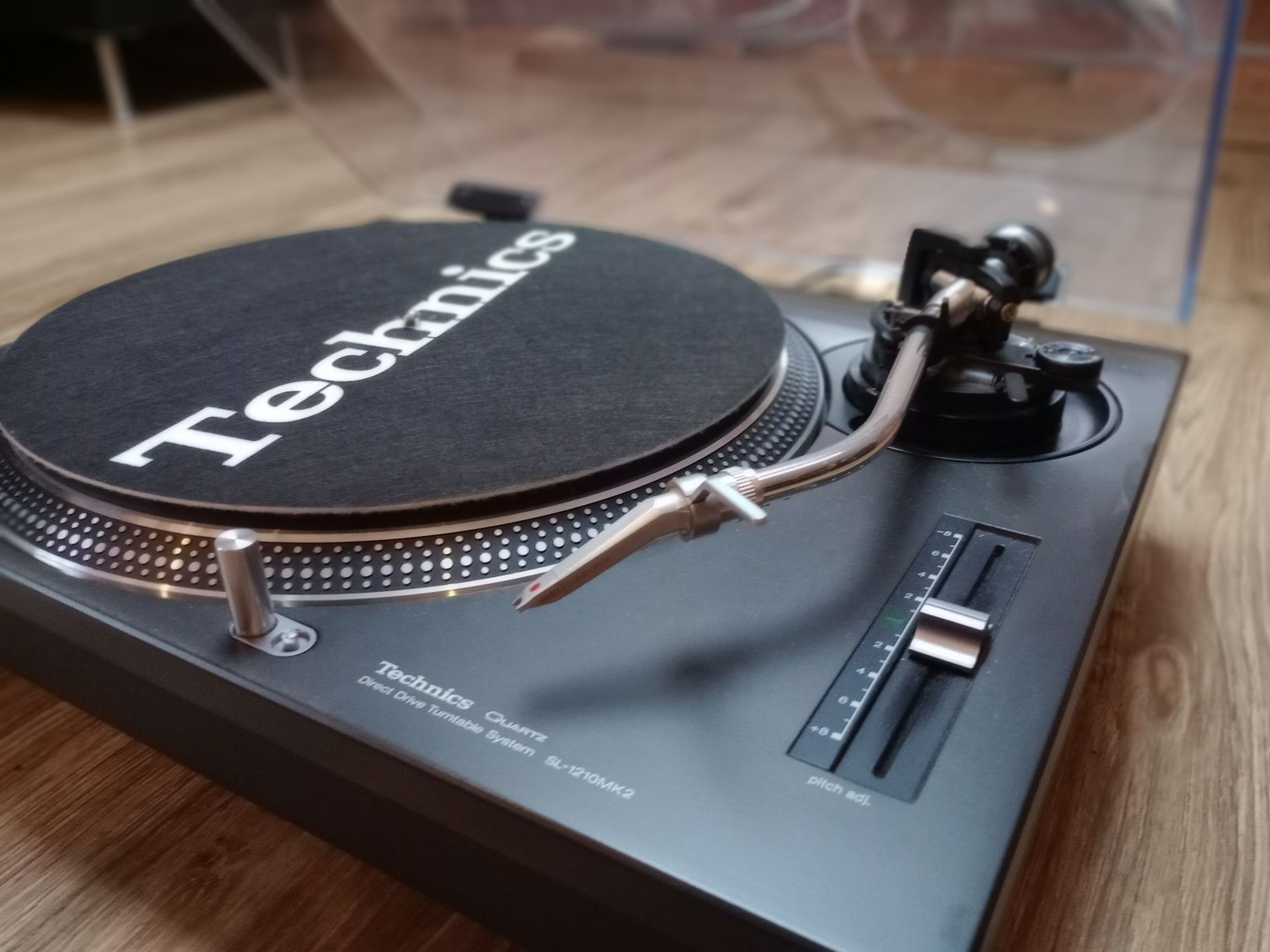 Technics SL1210 MK2 +Ortofon + Case , SUPER STAN