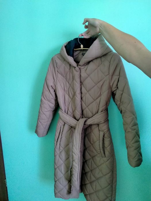 Плащ осінньо- зимовий.