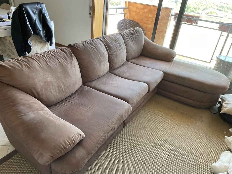 Sofa com Chaise Long