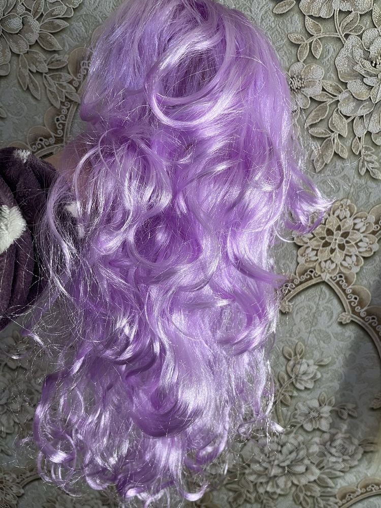 Парик исскуственный волос фиолетовый, косплей