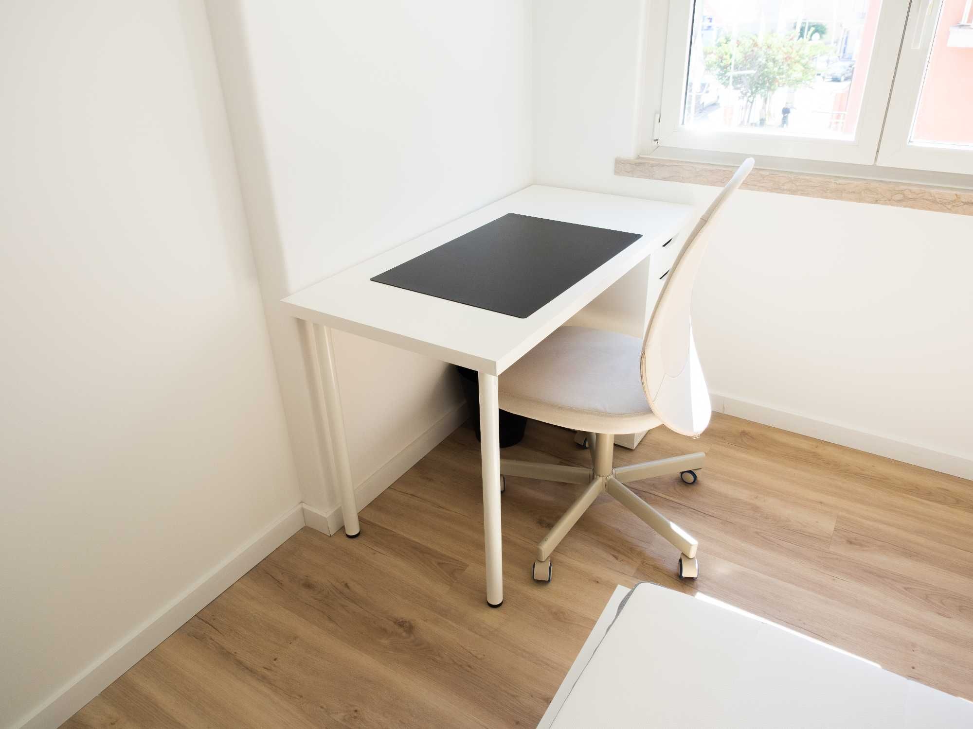 Quarto para estudante feminina – 10,5 m² com A/C! – Moscavide