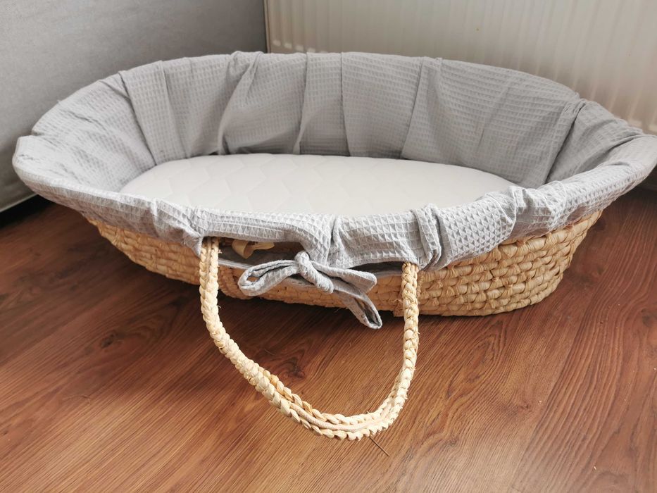 kosz Mojżesza Ahoj Baby, materacyk i prześcieradełko na ścianki