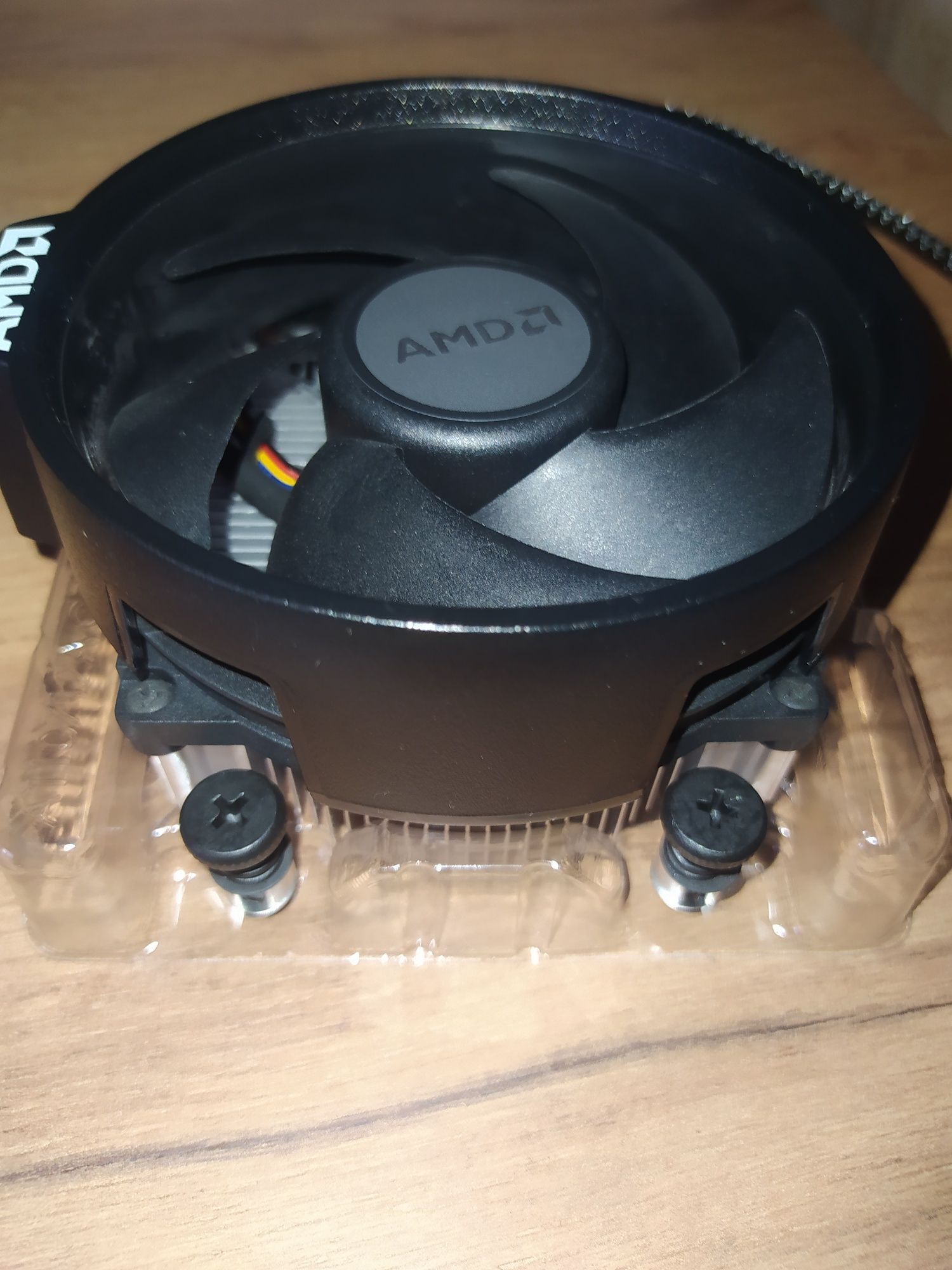 Chłodzenie AMD wraith stealth + pasta