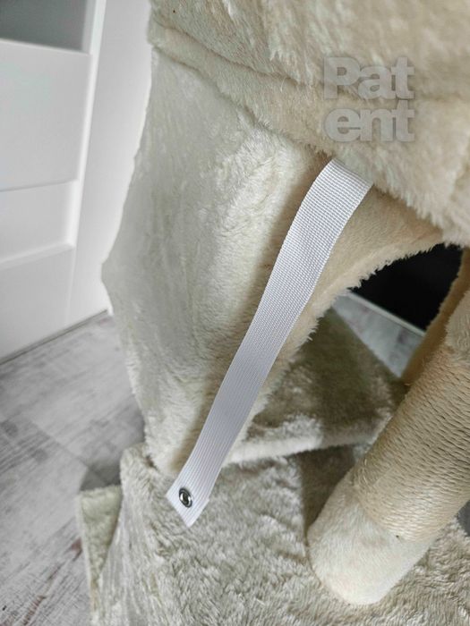 Drapak dla kota kompaktowy 67 cm beżowy domek słupek legowisko