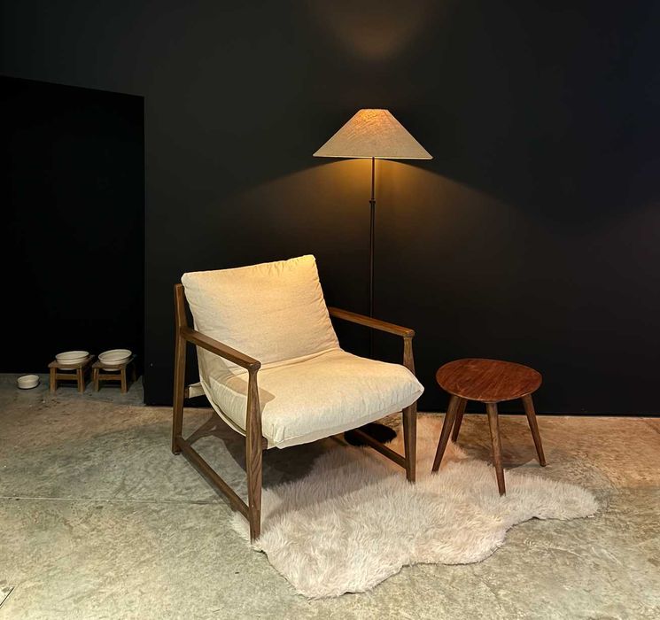 Poltrona madeira e almofada ZARA HOME